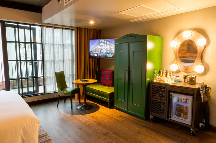 Junior%20Terrace%20Suite%203636